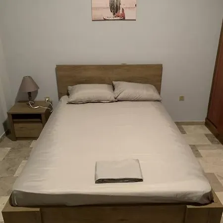Near The Beach Paradise Mikra Mantinia 2 *